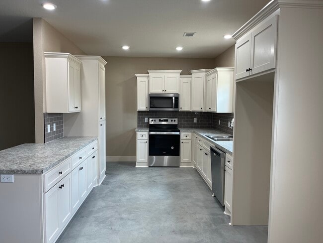 Photo - 17 Hidden Oak Dr