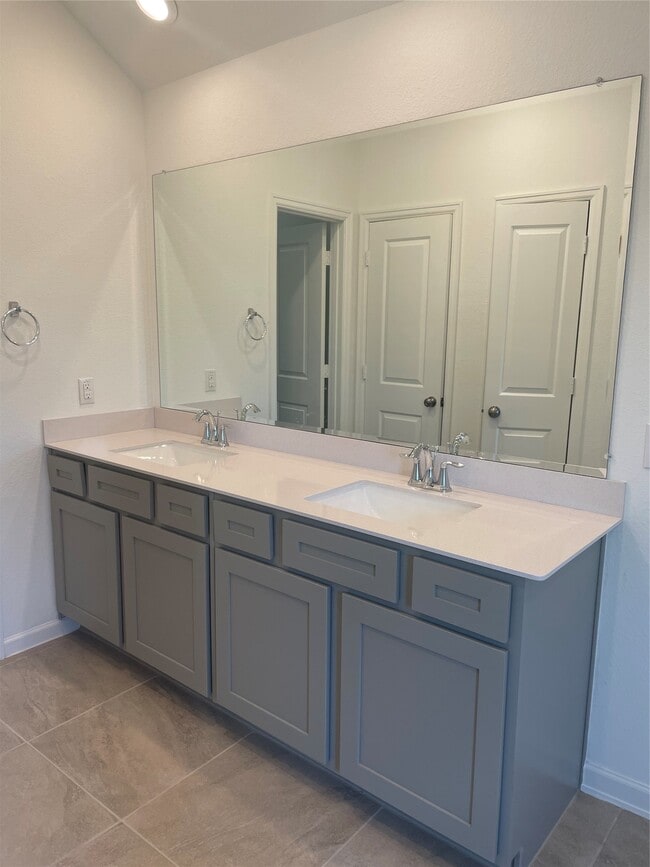 Photo - 621 Aspen Falls Ct