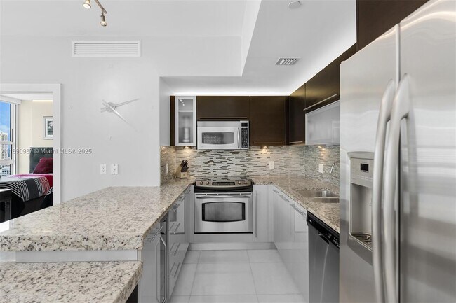 Photo - 950 Brickell Bay Dr Unit 2606