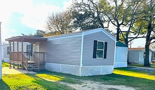 Building Photo - 15 Cotton Bayou Cir