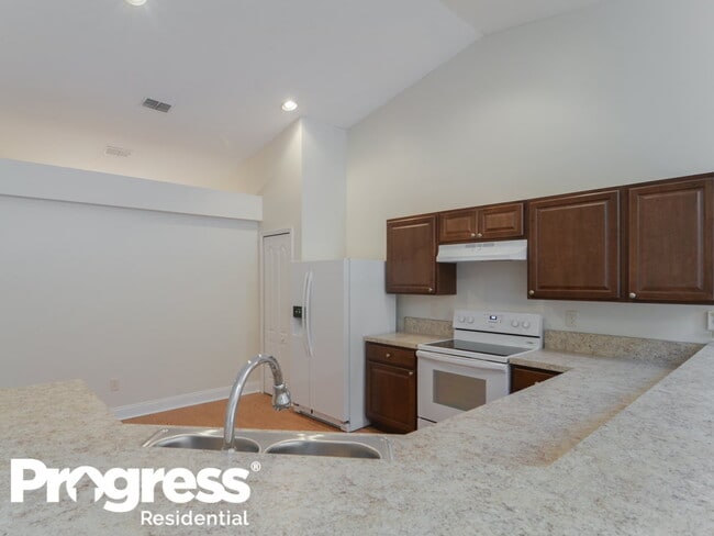 Photo - 168 Johns Glen Dr