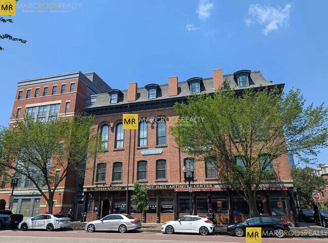 Building Photo - 1721 Washington St Rental