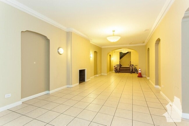 Photo - 2737 N Spaulding Ave