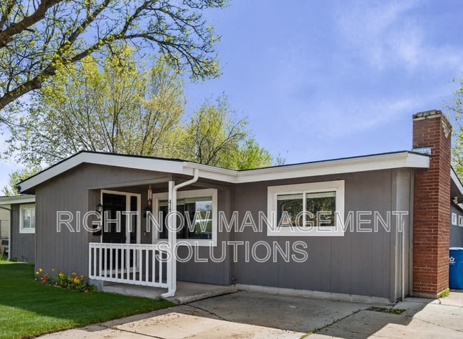Photo - 413 Chestnut St