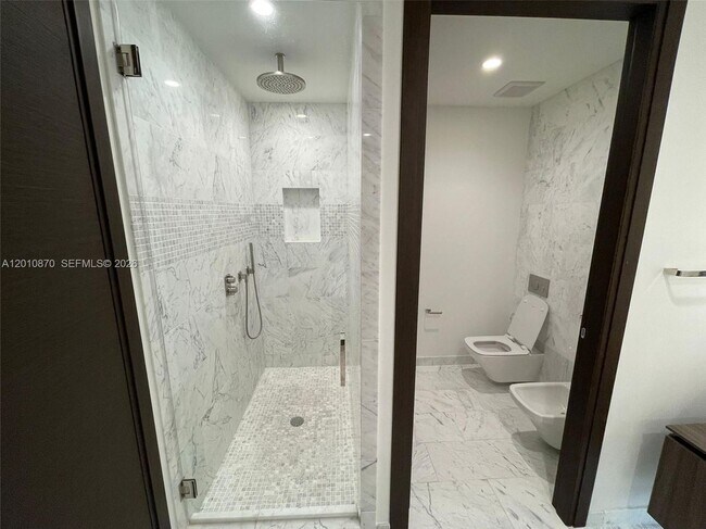 Photo - 1000 Brickell Plaza Unit 5908