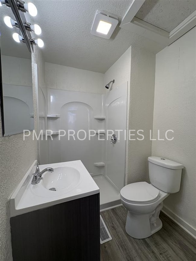 Photo - 1801-1803 Mitchell Ave Unit # 1803