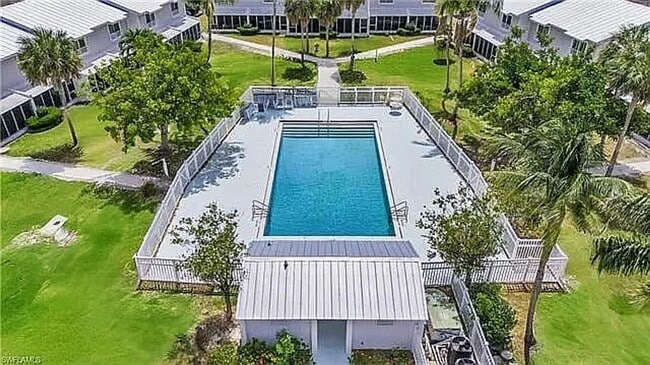 Photo - 18010 San Carlos Blvd