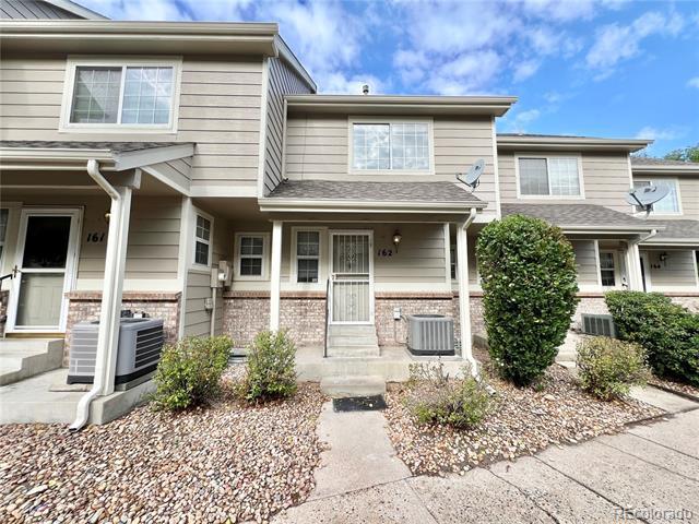 Building Photo - 1470 S Quebec Way Rental