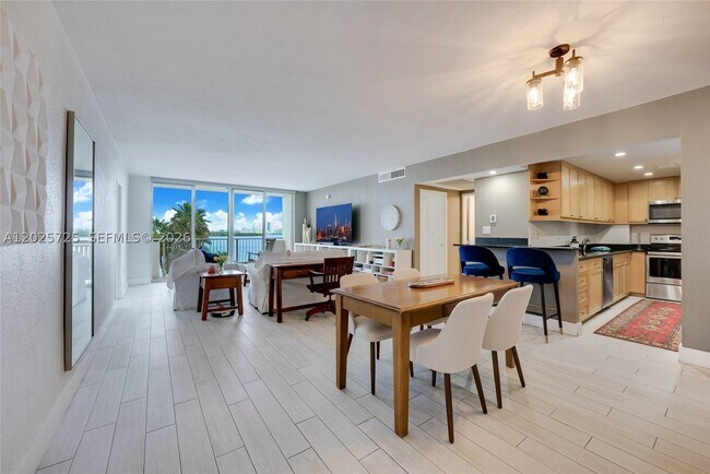 Photo - 10350 W Bay Harbor Dr Unit 4R