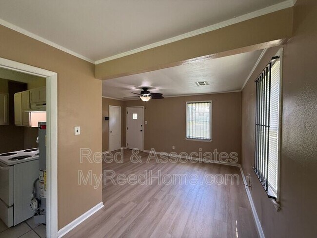 Photo - 3209 Winslow Rd