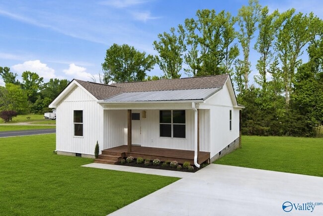 Photo - 2253 Old Union Rd