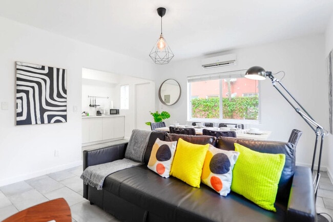 Photo - 515 NE 82nd St Unit FL2-ID1022241P