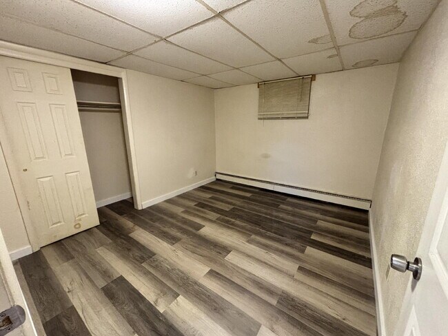 370 S Wagon Wheel Dr
