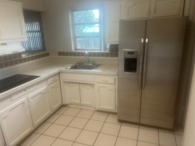 Photo - 211 N 66th Ave