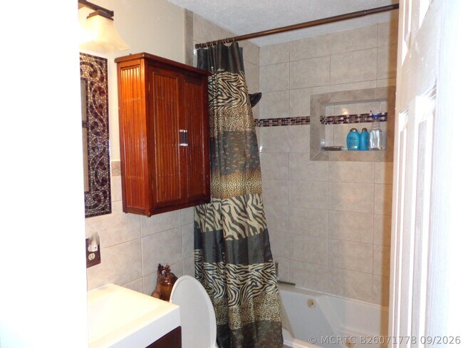Photo - 11751 Oleander Dr