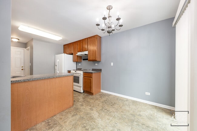 Photo - 603 Conservatory Ln