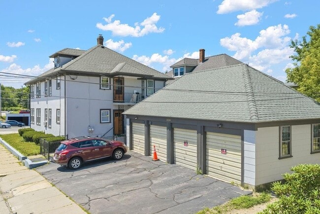 1124 Park Ave Unit 2