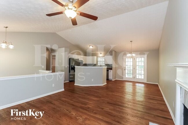 Photo - 5514 Chestnut Creek Ln