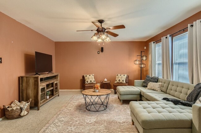 Photo - 10430 Tiger Field