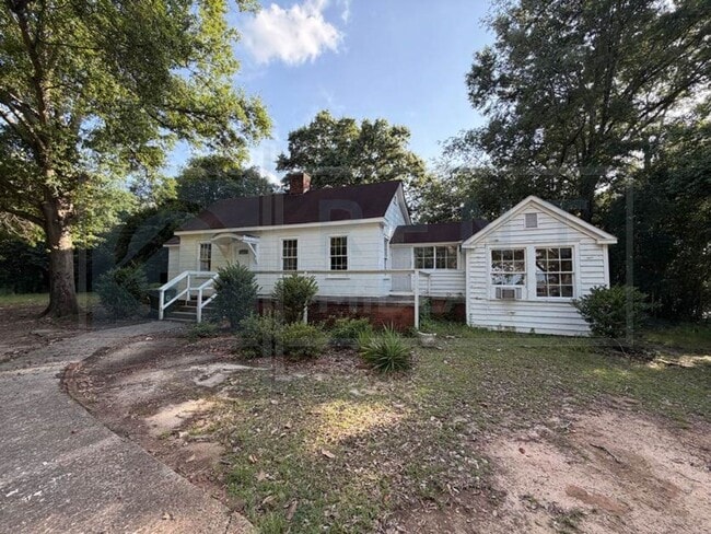 Building Photo - 3 Bedroom Home Available in Columbia