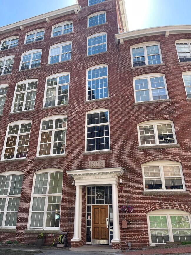 Entrance - 200 Market St Unit 3304