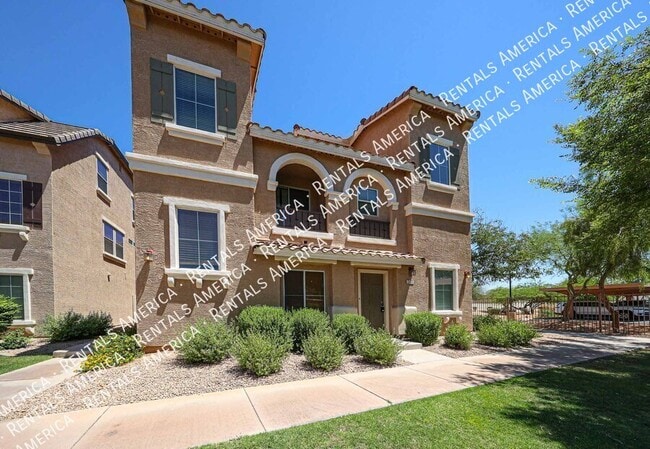 Photo - 747 N Port Dr
