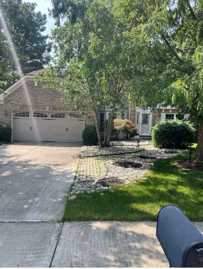 Photo - 1972 Wedgewood Ln
