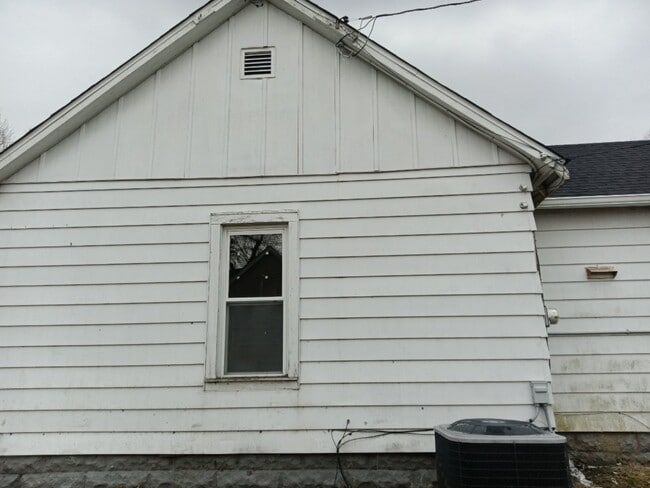 Photo - 313 S Dye St