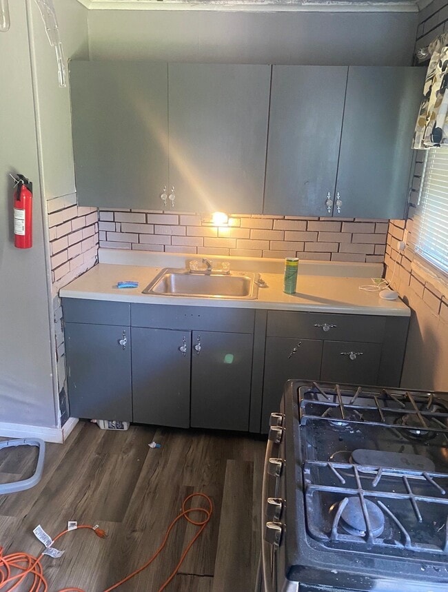 Photo - 746 N 39th St