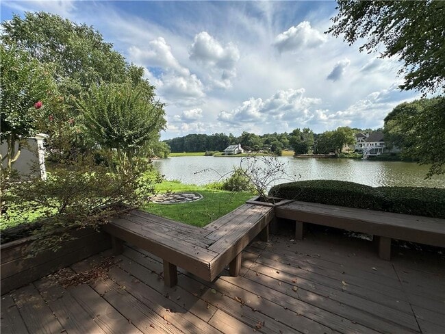 Building Photo - 3960 Longlake Dr Rental