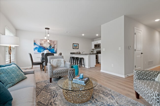 Cedar Living Room - Westgate of Saline