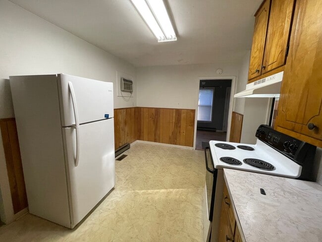 Photo - 2 bed/ 1 bath duplex with Carport