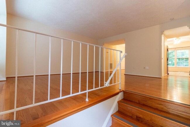 Photo - 4796 Gainsborough Dr