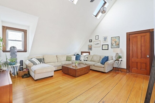 Photo - 57 Harbor View St Unit 3