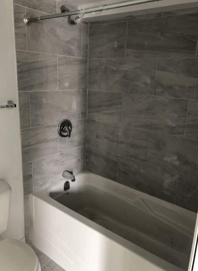 Photo - 625 Borthwick Ave Unité 305