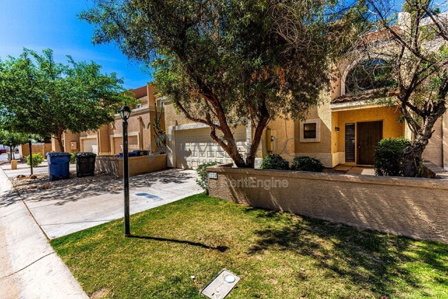 Photo - 2024 N Sunset Dr