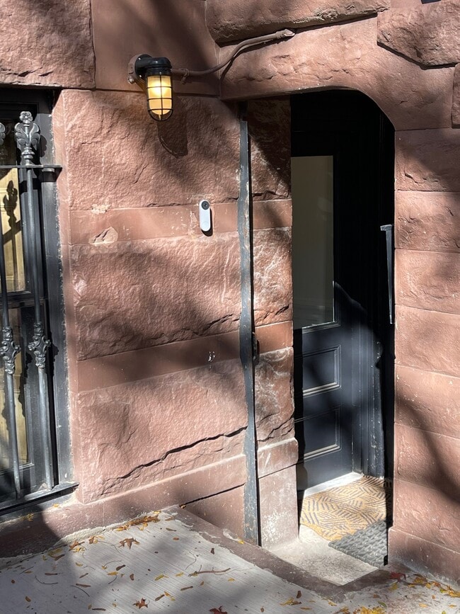 Photo - 130 Underhill Ave Unit #1