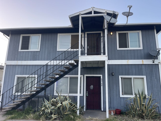 Building Photo - 2773 Meadowview Rd Unit 2773 Meadowview Rd