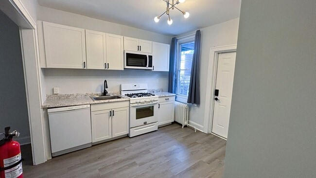 Photo - 2712 Beryl Ave