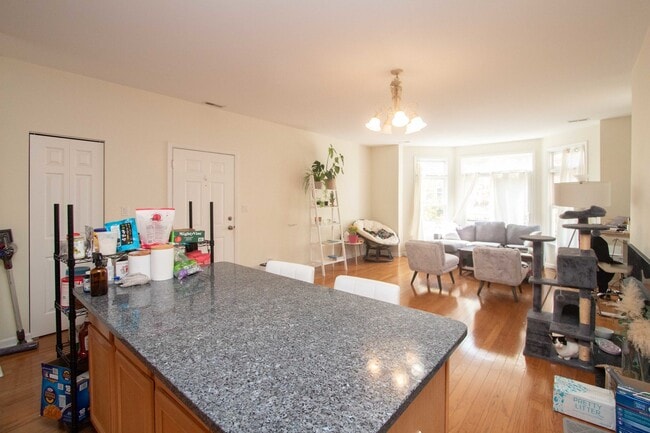 Photo - 814 W University Ln