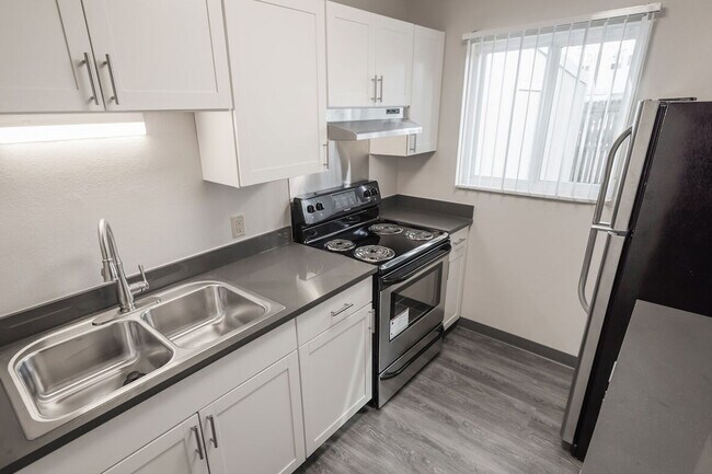 Photo - WHITNEY YOUNG MANOR