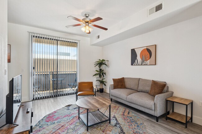 Photo - 6610 N 93rd Ave Unidad ID1238438P