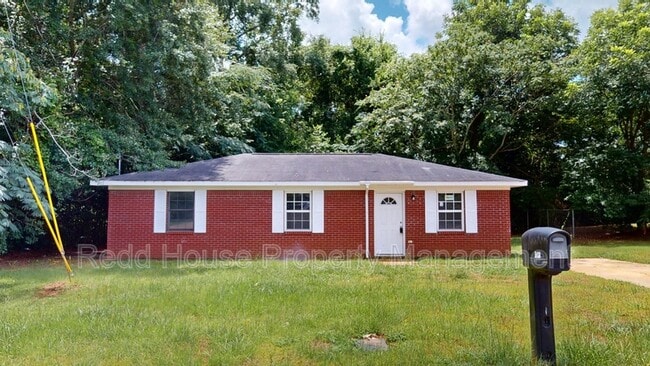 Photo - 901 W Adams St