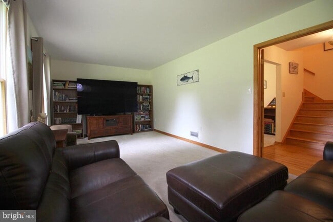 Photo - 314 Casey Dr