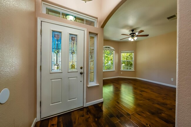 Photo - 5857 W Millbrae Ave