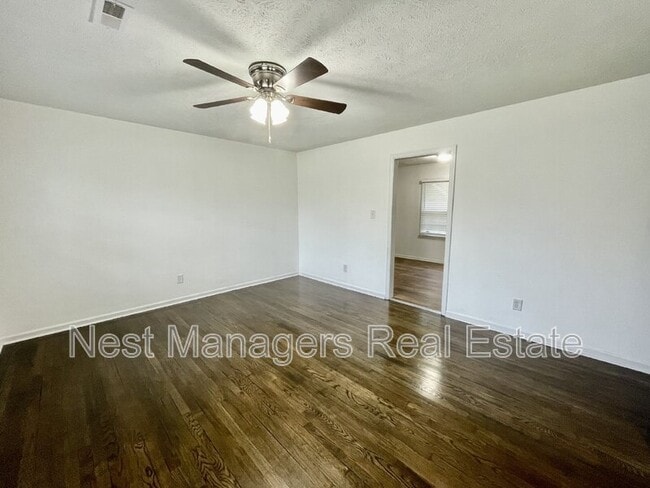 Photo - 2816 E Cramer Dr