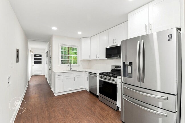 Photo - 3700 Driftwood Dr Unit 3702