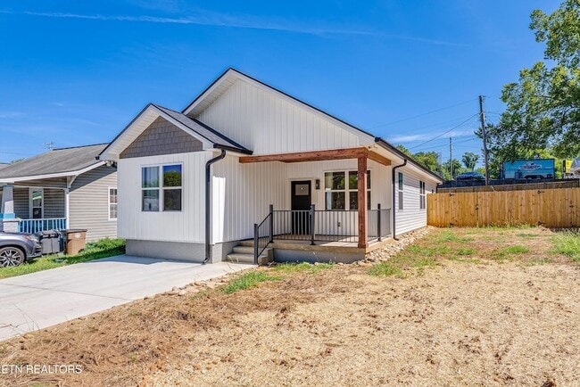 Photo - 818 W Anderson Ave