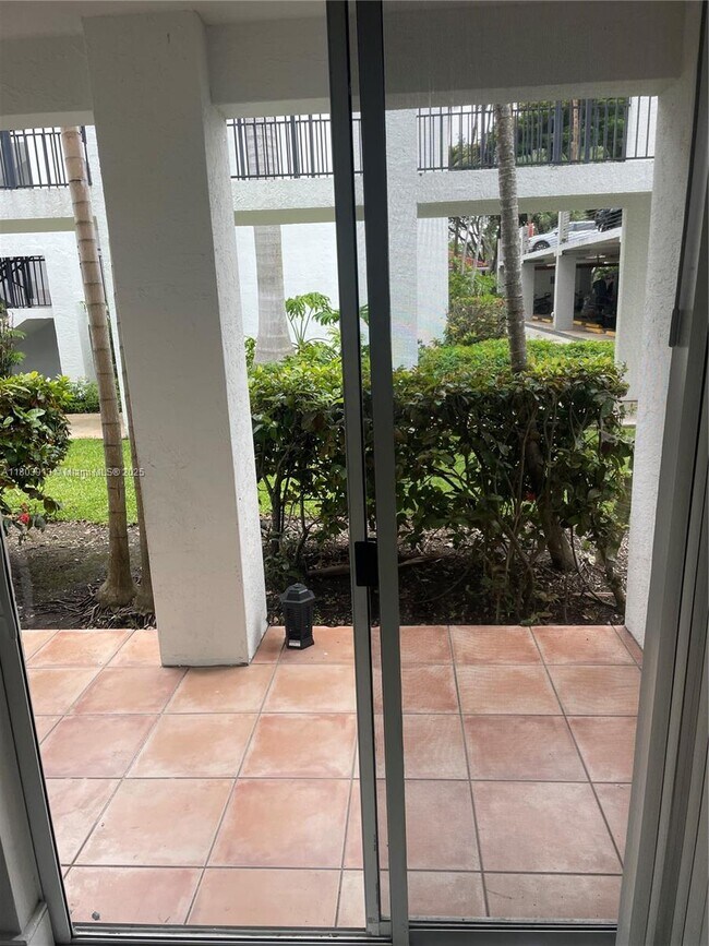 Photo - 3155 NE 184th St Unit 8105