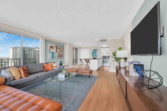 Houston House apartments — community photo